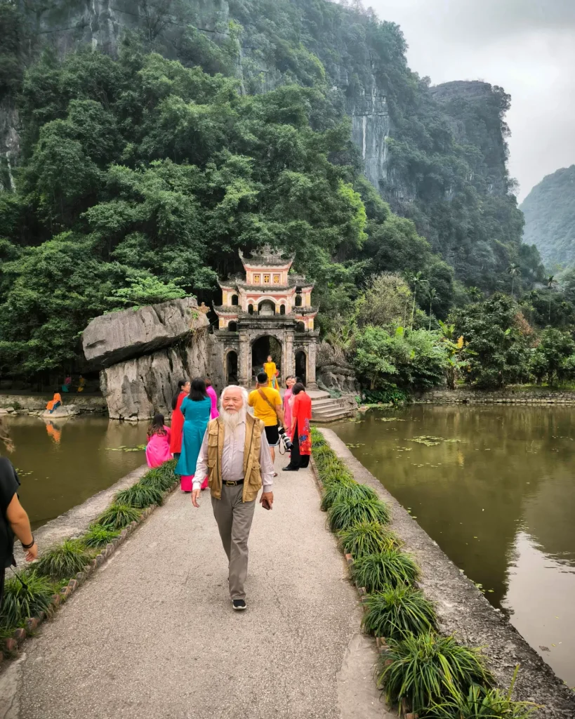 Bich Dong Pagoda, Tam Coc