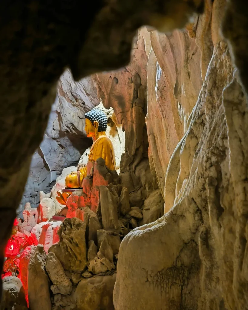 Buddha Cave, Tam Coc