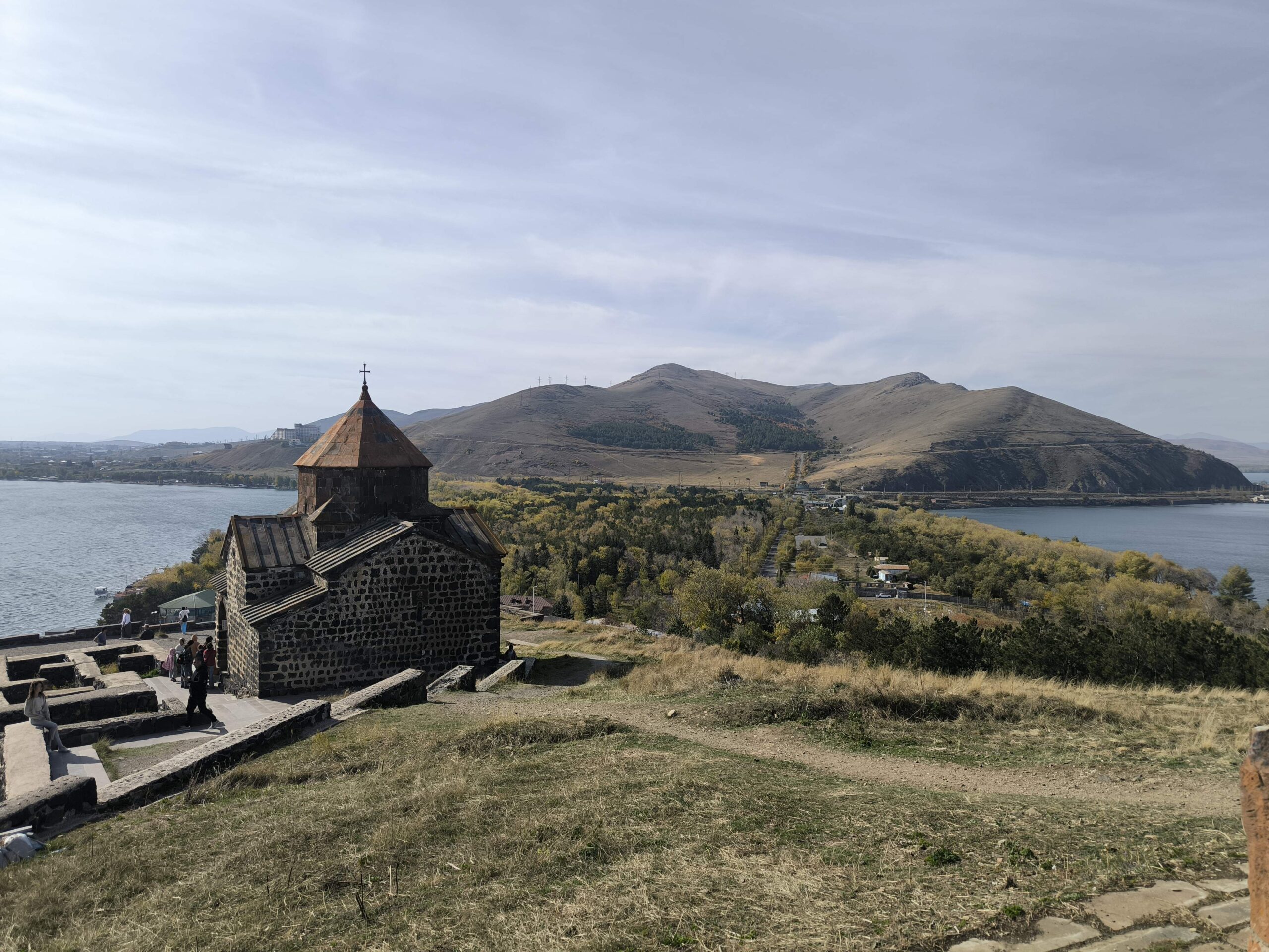 Monasterio de Sevanavank. Que ver en Armenia.