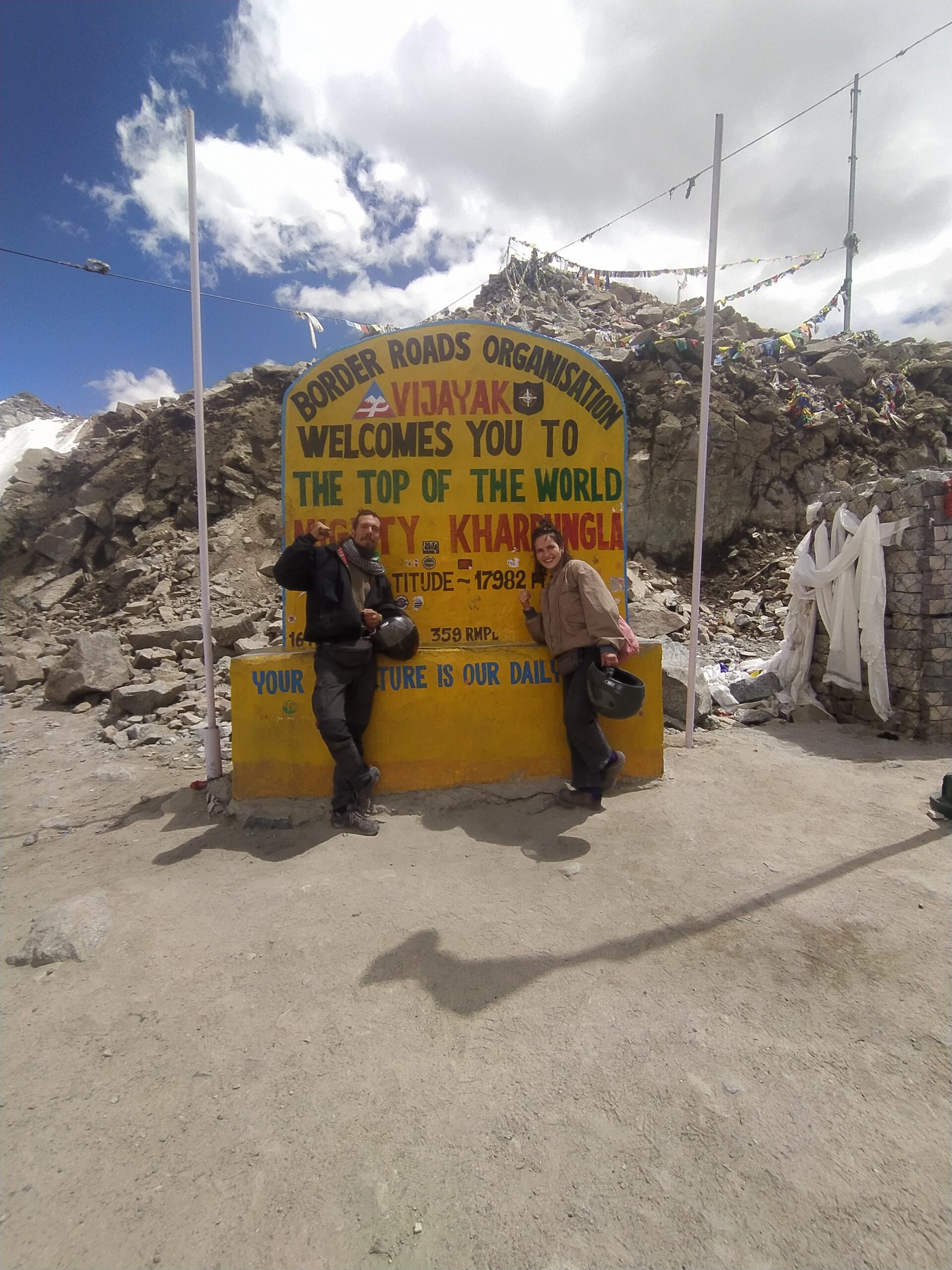 Khardung La pass, 5.359 m