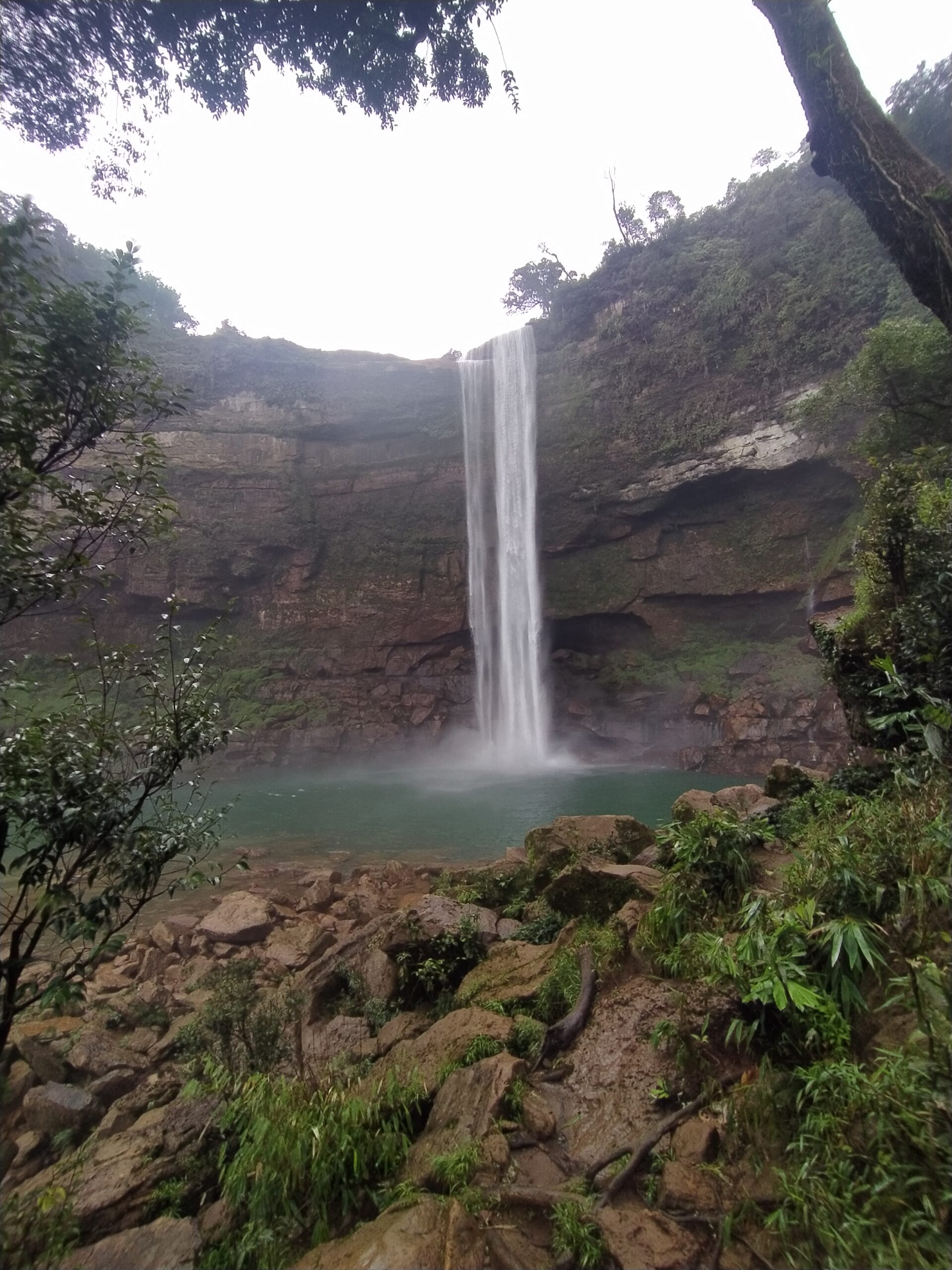 Phe phe falls, Meghalaya